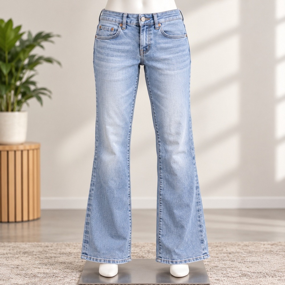 American Eagle Bootcut Jeans Womens 4 Light Blue Denim Low Rise Distressed